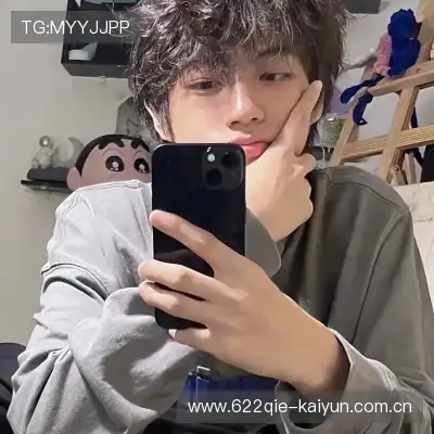 万瑛羚